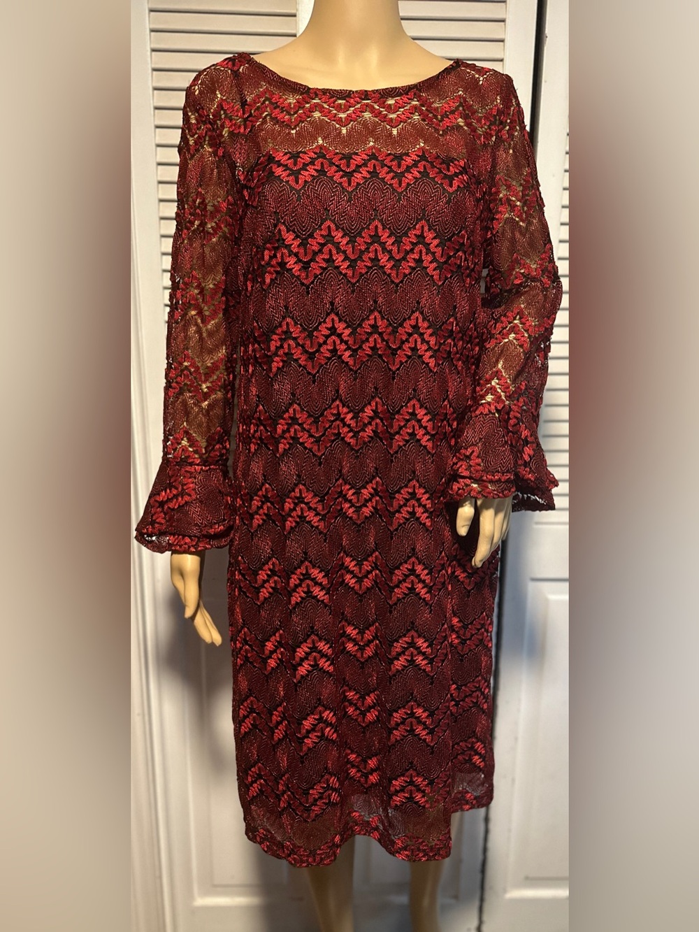 NWT Red Black Lace Shift Dress Long Sleeve Dress Barn 14